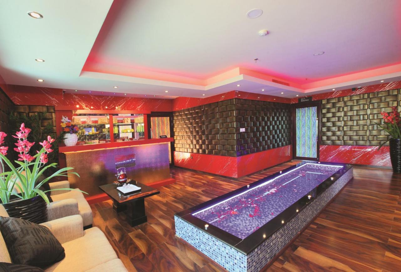 Ramada By Wyndham Alleppey Alappuzha Kültér fotó