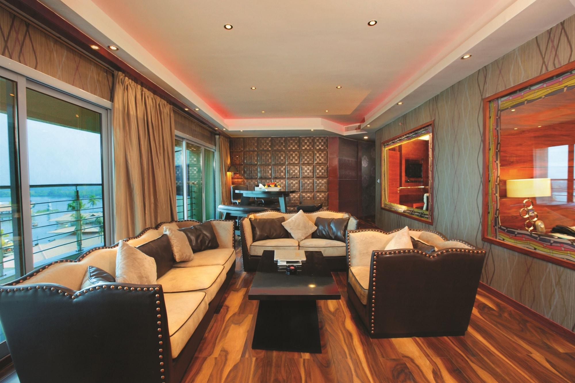 Ramada By Wyndham Alleppey Alappuzha Kültér fotó