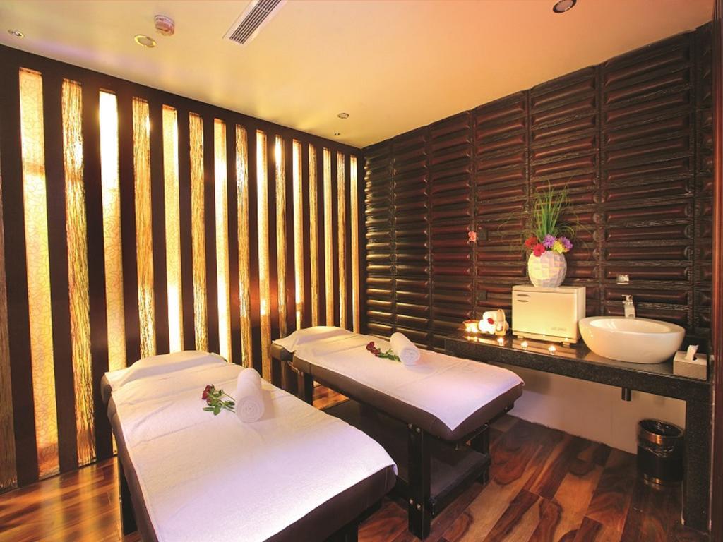 Ramada By Wyndham Alleppey Alappuzha Kültér fotó