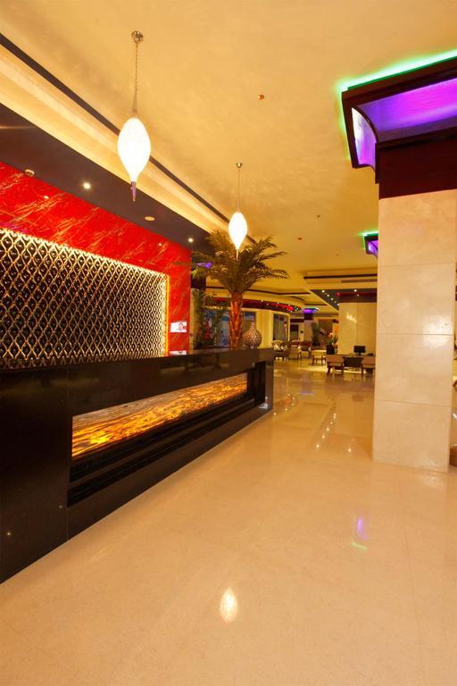 Ramada By Wyndham Alleppey Alappuzha Kültér fotó
