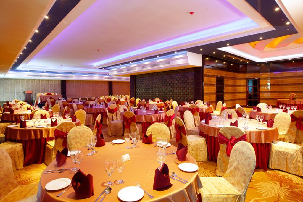 Ramada By Wyndham Alleppey Alappuzha Kültér fotó